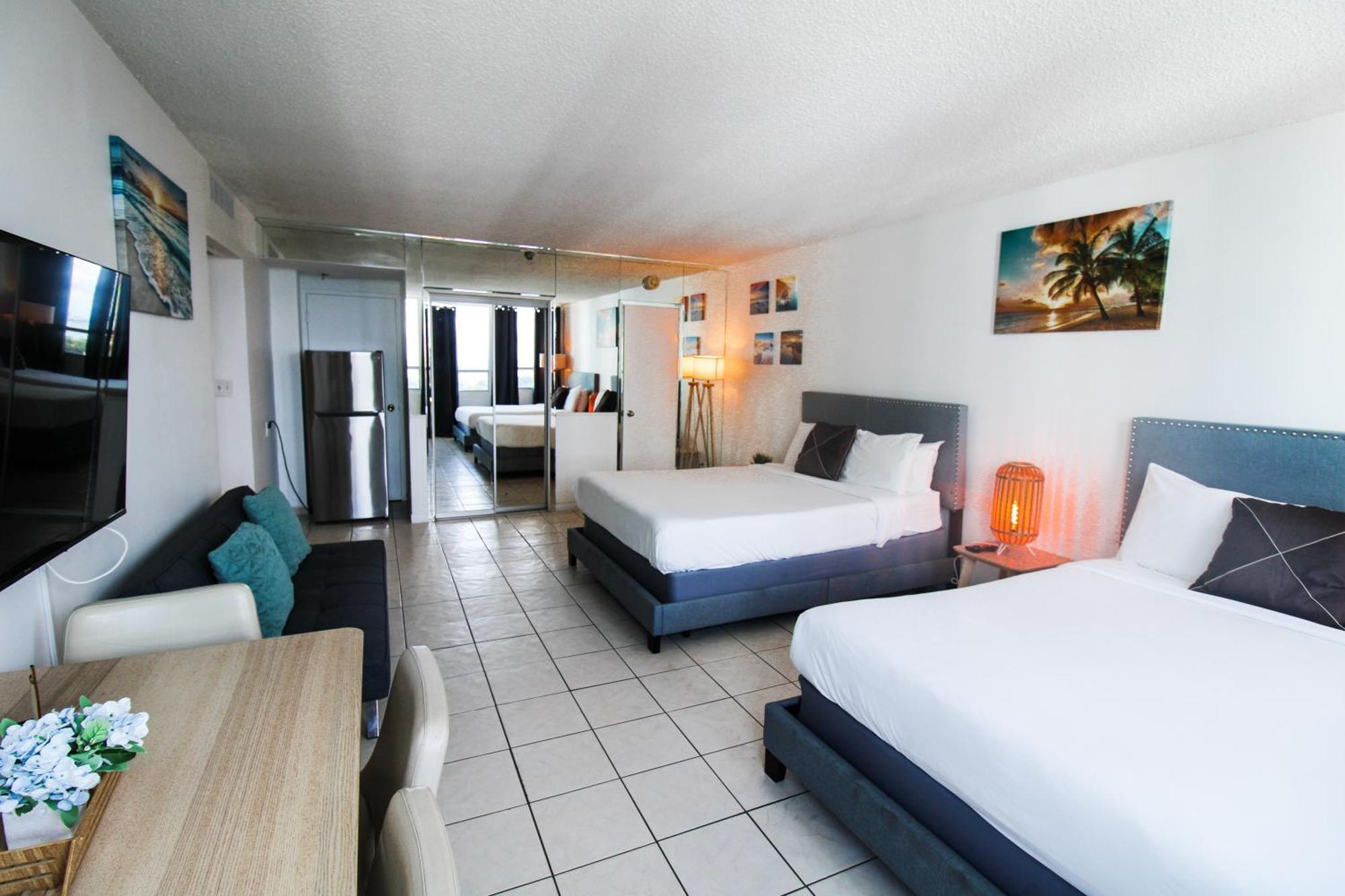 Castle 1205 Beachfront With Free Parking, Access, Pool, Tennis Holiday home